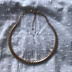 Choker-style Necklace